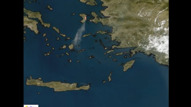  Η φωτιά στη Χίο όπως φαίνεται από δορυφόρο – Στις Κυκλάδες έφτασαν οι καπνοί