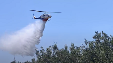 Ελικόπτερο επιχειρεί 