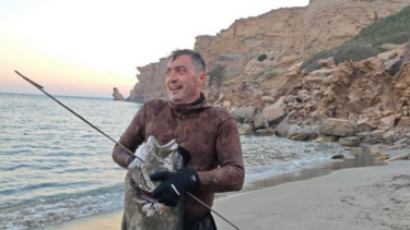 Επιτροπάκης