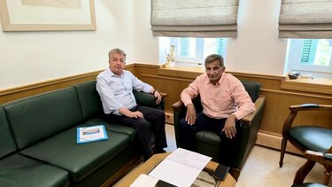 Αρναουτάκης, Μουρτζανός