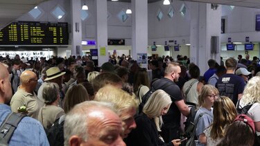 «Απογείωση» της Κρήτης στις αφίξεις - Ποιοι τουρίστες αφήνουν τα περισσότερα χρήματα