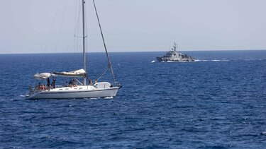 Μετανάστες, Αγία Γαλήνη