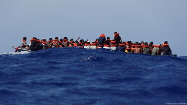 Μετανάστες