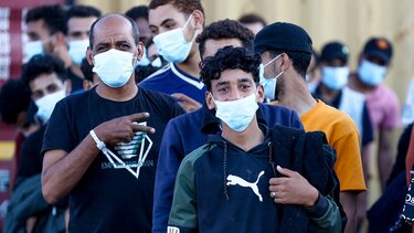 μετανάστες