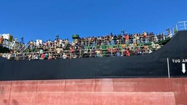 Μεταναστευτικό: "Φούλαρε" η Κρήτη - Πρώτη φορά μεταφέρουν 500 άτομα απ' ευθείας στην Αττική