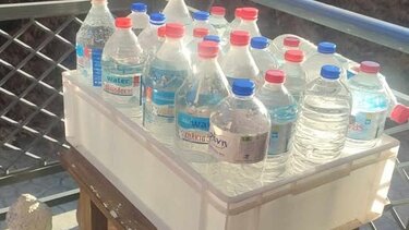 Μπουκάλια νερού