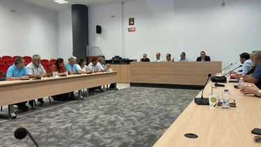 Σύσκεψη, Ιεράπετρα