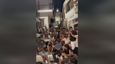 Βασίλης Σταυρακάκης, Ριζίτικα