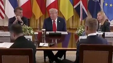 Η συνάντηση Τραμπ με τους Ευρωπαίους ηγέτες: «Σε μια-δυο εβδομάδες θα ξέρουμε αν θα βρεθεί λύση στον πόλεμο», λέει ο Τραμπ