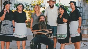 KALOKAIRI NOTO NTOLMADAKIA