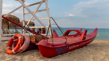 lifeguards greece
