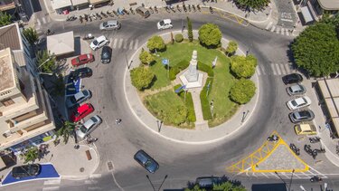 «Συναντιόμαστε ξανά στην πλατεία του Αγίου Νικολάου!»