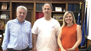 Καλλιτεχνικός διευθυντής στον Περιφερειάρχη