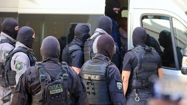 Μαφία Χανίων, Απολογίες