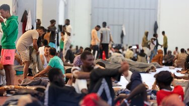 μετανάστες Αγυιά