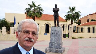 Νίκος Παπαδάκης Παπαδής