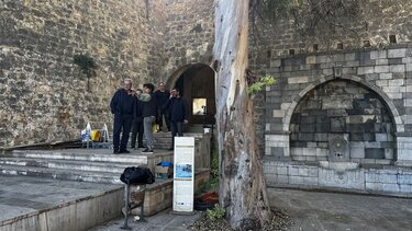 Πύλη Αγίου Γεωργίου, Αυτοψία, Καλοκαιρινός