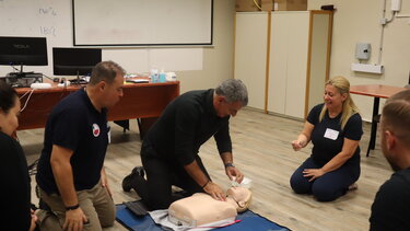 Επιμελητήριο Ηρακλείου - Αγορά απινιδωτή και εκπαίδευση σε πρώτες βοήθειες