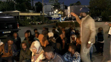 μεταναστες-καλοι-λιμενες-4-11