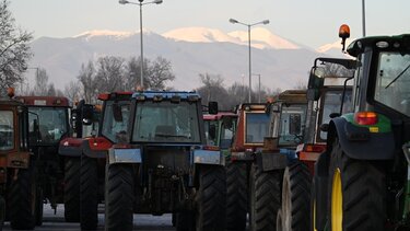 αγροτες-προμαχώνας