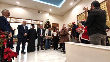 Ευχές και κάλαντα στον Περιφερειάρχη Κρήτης για τα Χριστούγεννα