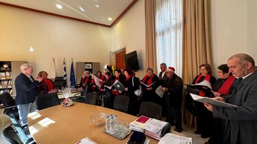 Τα μικρασιάτικα κάλαντα στη Λότζια φωτογραφία