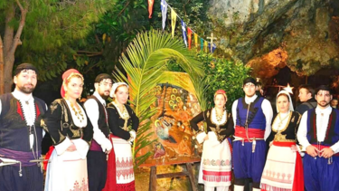 Χριστούγεννα Μαραθοκεφάλα