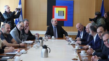 Αγρότες, Κυβερνητικό Κλιμάκιο, Σύσκεψη