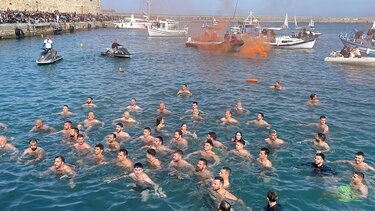 Θεοφάνεια, Λιμάνι Ηρακλείου