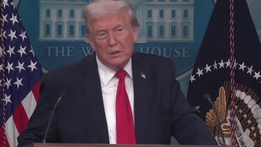 Ντόναλντ Τραμπ: Τι είπε για τους δασμούς και την απόφαση του Ανώτατου Δικαστηρίου