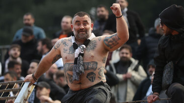 ΟΦΗ: Αποθέωση για τον συγκλονιστικό κόσμο - Αναγνώριση από όλη την Ελλάδα