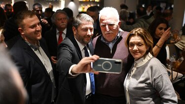 Ποιον θα τιμήσει ο πρόεδρος του ΠΑΣΟΚ στην κοπή της πίτας της ΕΠΣΗ