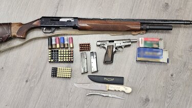 Ρέθυμνο: Με καραμπίνα, πιστόλι και άλλα ... πολεμοφόδια συνελήφθη 57χρονος