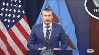 Ο Πιτ Χέγκσεθ προανήγγειλε νέα σκληρότερα χτυπήματα στο Ιράν: Οι ΗΠΑ κερδίζουν τον πόλεμο, δεν θα σταματήσουμε μέχρι την ολοκληρωτική ήττα