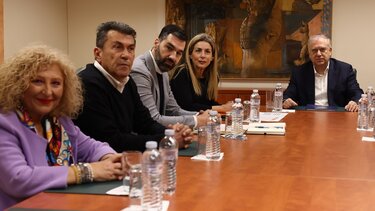 Πρατηριούχοι, Θεοδωρικάκος 