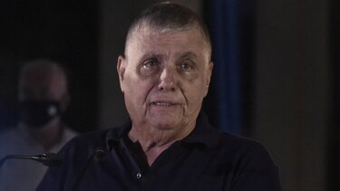 Μαρία Καρρά: Ελεύθερη με εγγύηση 100.000 ευρώ η χήρα του Γιώργου Τράγκα