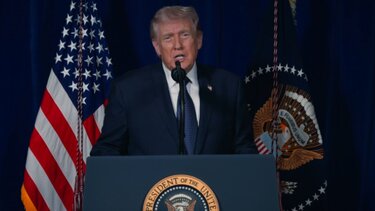 Διάγγελμα Τραμπ για Ιράν και Μέση Ανατολή: «H επίθεση θα συνεχιστεί μέχρι να επιτευχθούν όλοι οι στόχοι»