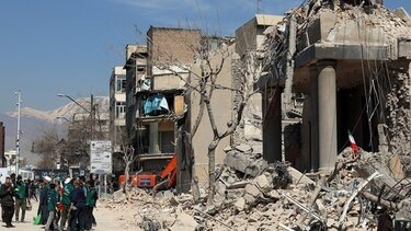 πολεμος μεση ανατολη