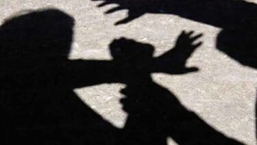 Στο χειρουργείο ανήλικος μετά από άγριο ξυλοδαρμό: Του επιτέθηκαν με κλωτσιές και γροθιές