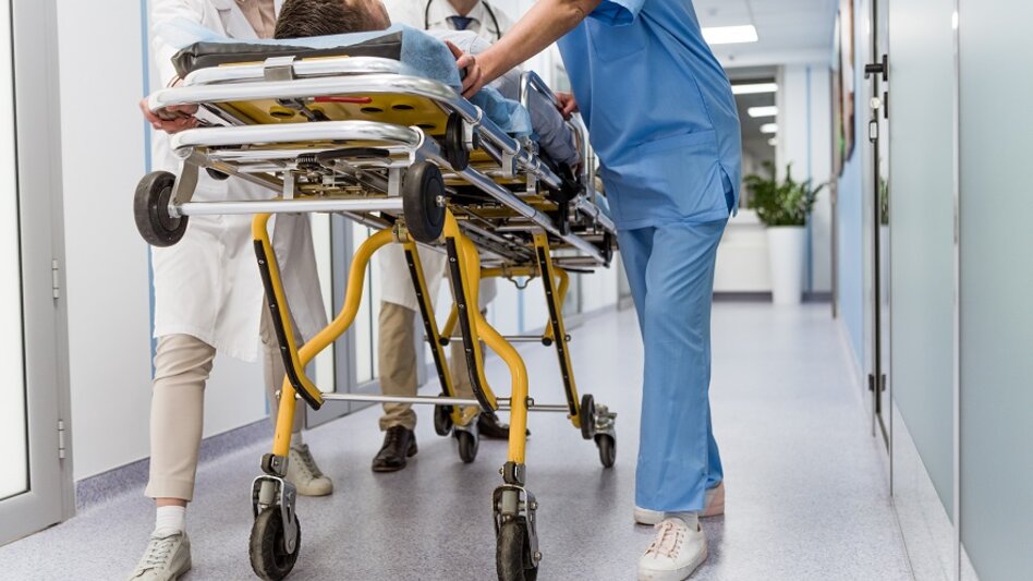 ΕΛΣΤΑΤ: Οι θάνατοι αυξήθηκαν κατά 6,46% το πρώτο τρίμηνο του 2022