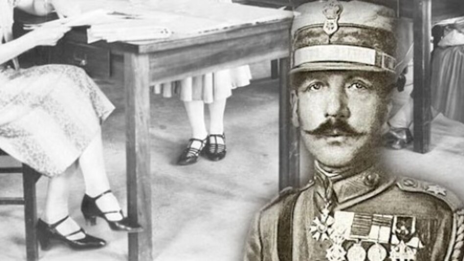 «Στην εποχή του Πάγκαλου ήταν μακριές οι φούστες»!