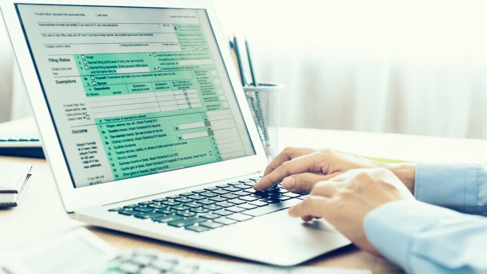 Φορολογικές δηλώσεις: Οι αλλαγές και οι νέοι κωδικοί - Τα 10 SOS σημεία