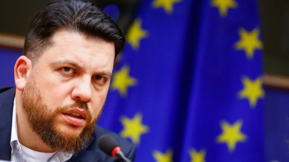 Ρωσία: Δικαστήριο καταδικάζει ερήμην τον Βολκόφ, βασικό σύμμαχο του Ναβάλνι, σε κάθειρξη 18 ετών    