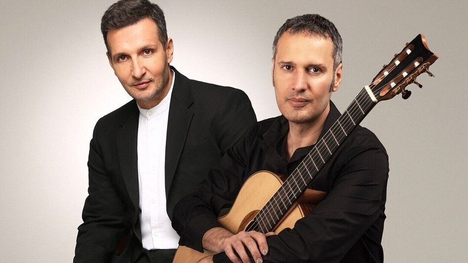 Η φωτιά αναβάλλει την συναυλία