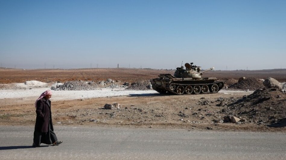  Συρία: Ο συριακός στρατός αποσύρει τις δυνάμεις του από τη Σουέιντα 