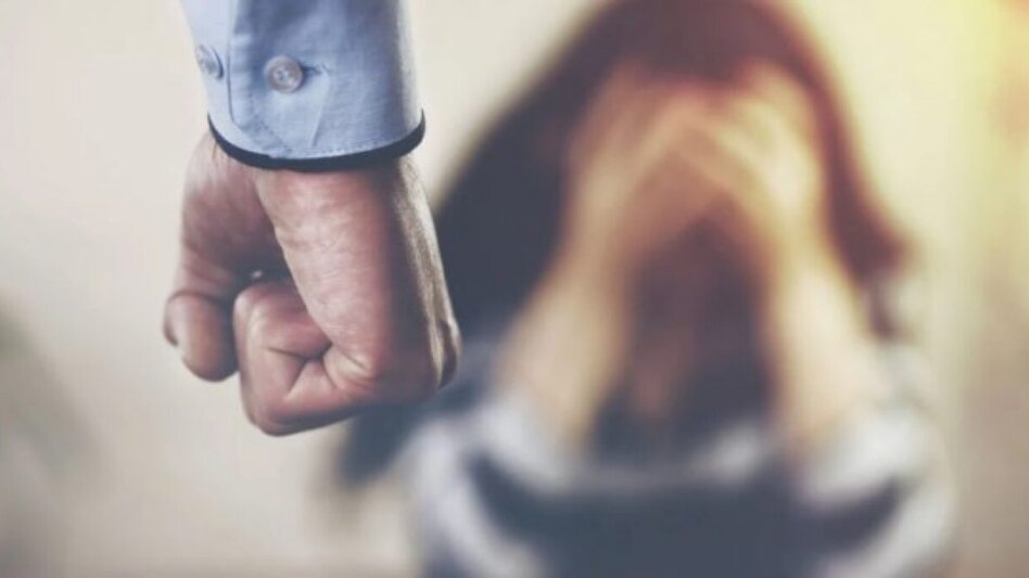  Από το πασχαλινό τραπέζι στο κρατητήριο – Επιτέθηκε στην σύζυγο μπροστά στα ανήλικα παιδιά του