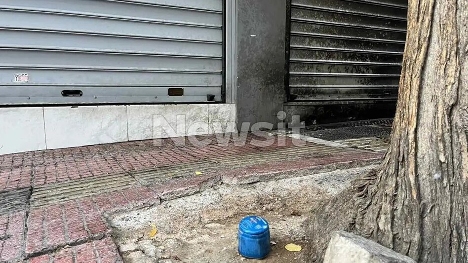 Κολωνός: Γκαζάκια έξω από ψητοπωλείο - Οι υπάλληλοι ήταν ακόμα μέσα