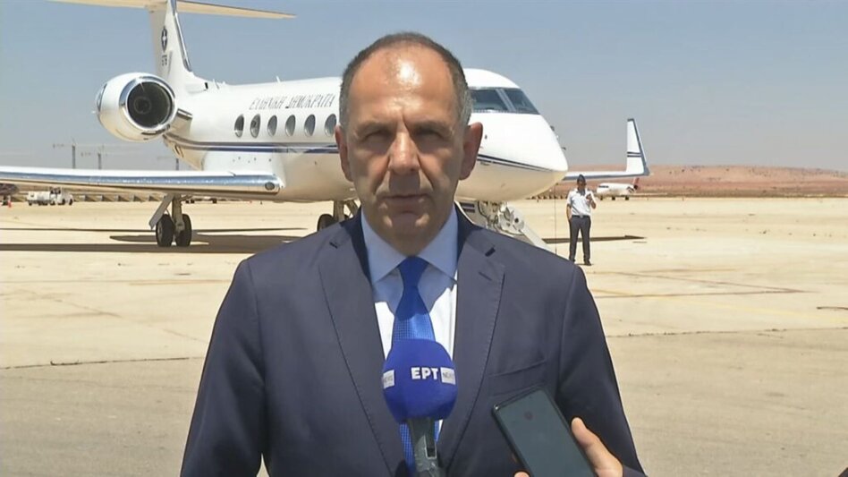 Συνάντηση Γ. Γεραπετρίτη – Χαφτάρ: «Μας συνδέει η προσήλωση στο Διεθνές Δίκαιο» – Στο επίκεντρο η οριοθέτηση θαλασσίων ζωνών και μεταναστευτικό