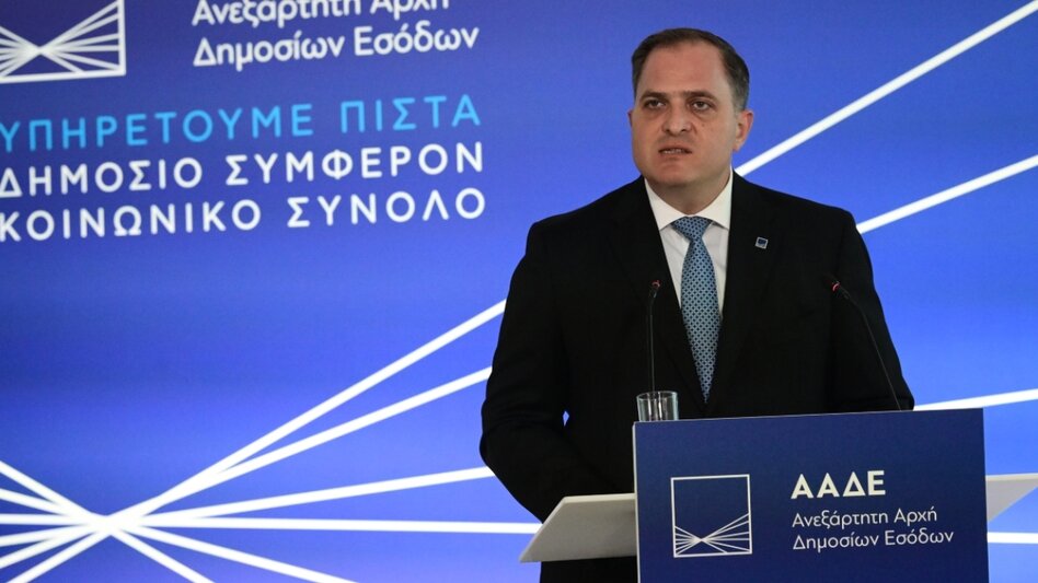 Διάκριση για τον Πιτσιλή της ΑΑΔΕ: Χρίστηκε Ιππότης του Εθνικού Τάγματος Αξίας της Γαλλικής Δημοκρατίας