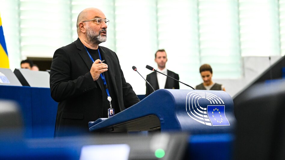 Σ. Αρναούτογλου προς Κομισιόν: Ζητούμε ξεκάθαρη ενημέρωση για τη φέτα και τον εμβολιασμό των αιγοπροβάτων